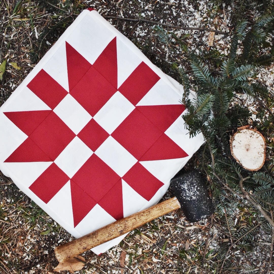 Christmas Joy Quilt Pattern by Lo & Behold Stitchery - PAPER Pattern, Christmas Quilt Patter, Modern Quilt Pattern