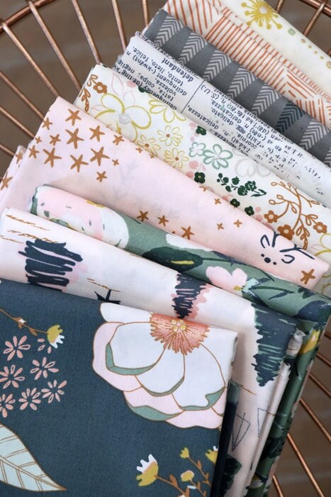 Everlasting Blooms from Sparkler Fusion by Art Gallery Fabrics, Low Volume Cotton Quilting Fabric by the Yard, Gold White Pink Floral Fabric