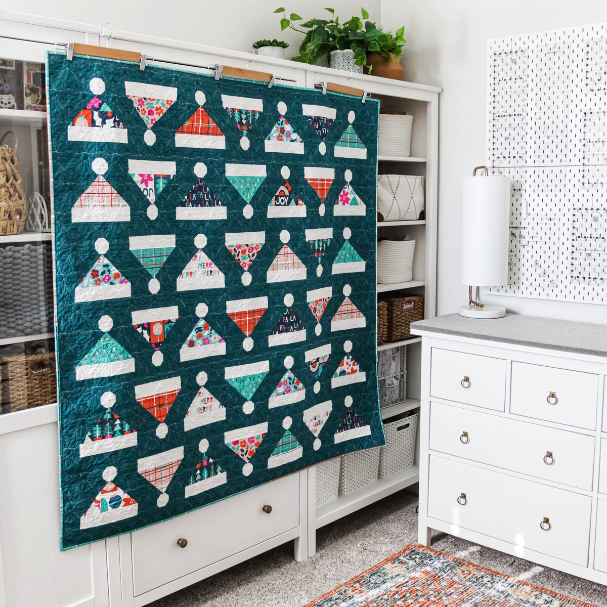 Kris Kringle Christmas Quilt Pattern by Pen + Paper Patterns PAPER Pattern Santa Winter Holiday Modern Quilt Pattern