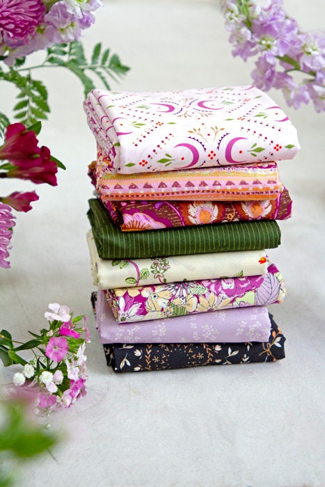 Sweet Nostalgia Soul From Soul Fusion Elizabeth Chappell Quilter's Candy Art Gallery Fabrics Purple Vintage Floral Cotton Quilting Fabric