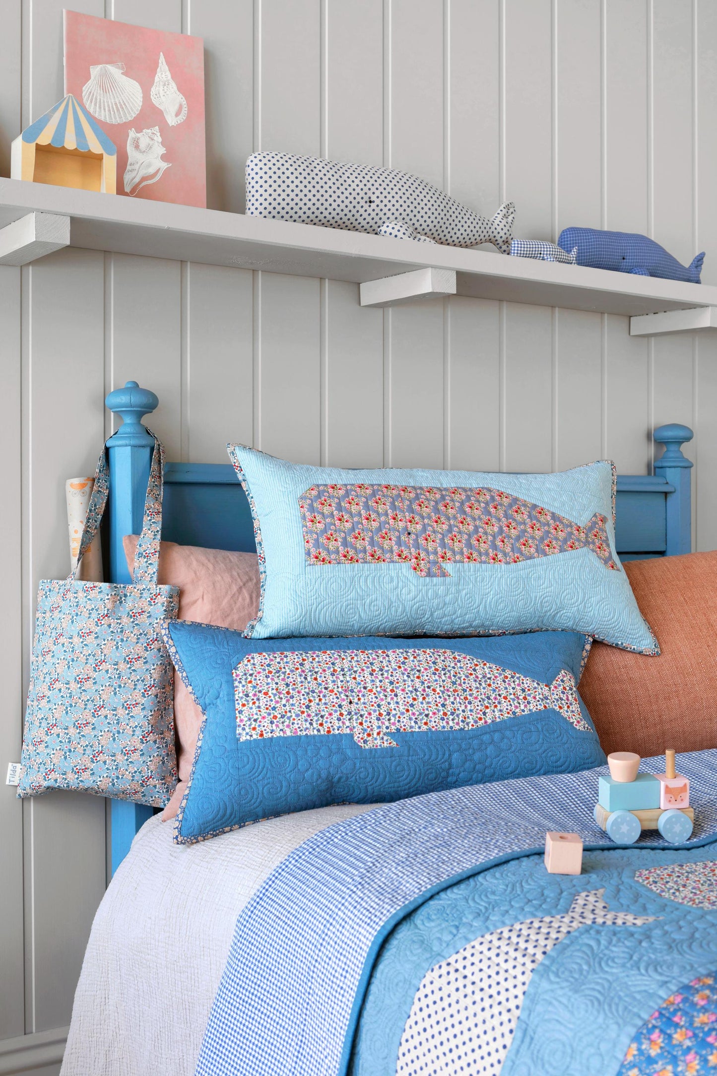 Tilda Fabric Creating Memories Summer Fat Quarter Bundle Quilting Fabric by the Yard 16 Fabrics