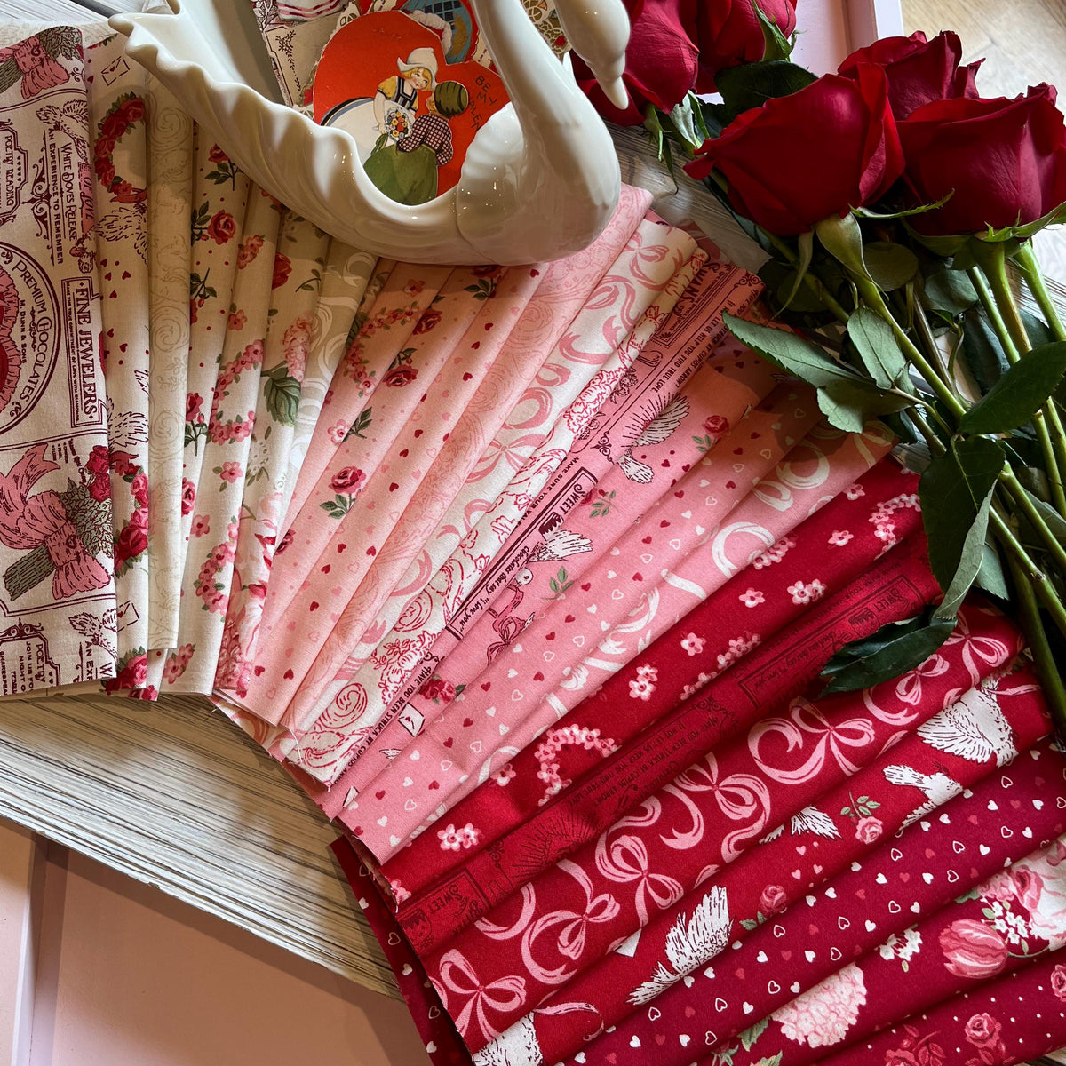Je T'aime Roses are Red Vintage Floral Valentine Off White Cream Fabric by Stacy Iest Hsu for Moda Cotton Quilting Fabric by the Yard